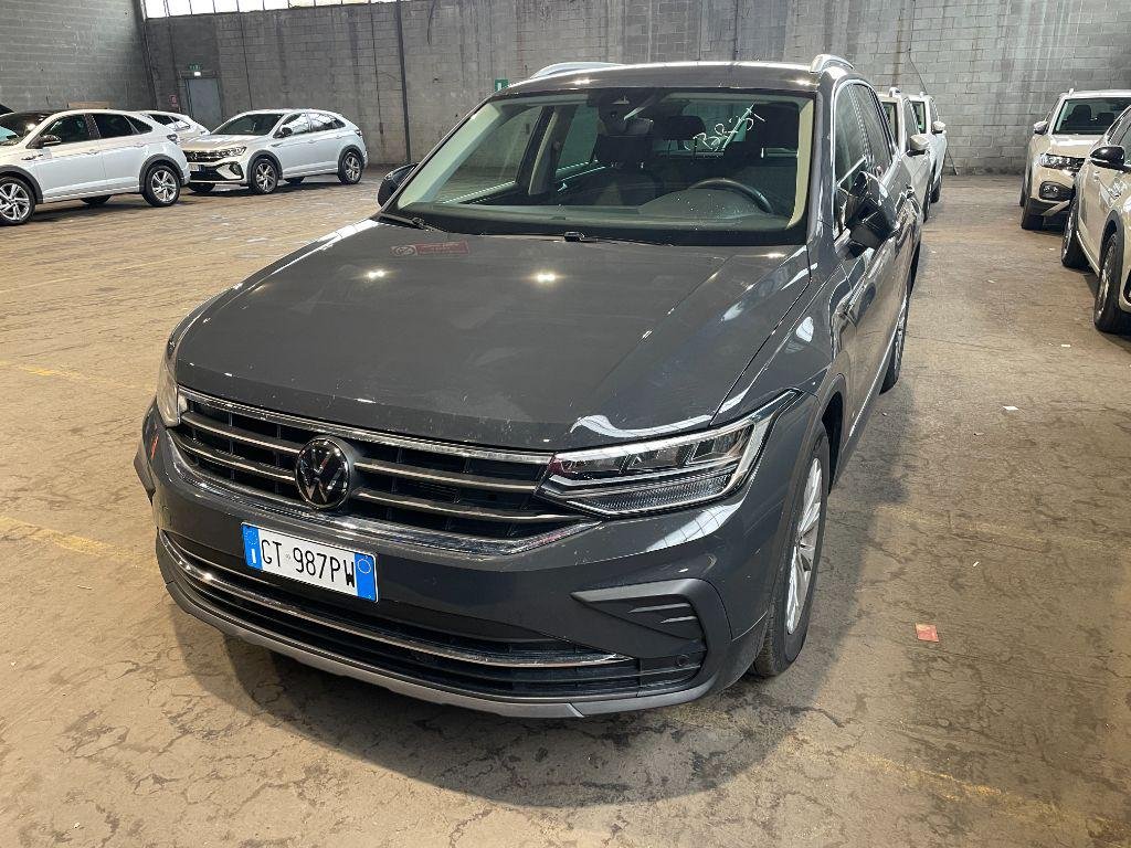 Volkswagen Tiguan 2.0 TDI Life - Diesel - Automatic - 150 hp - 14.518 km