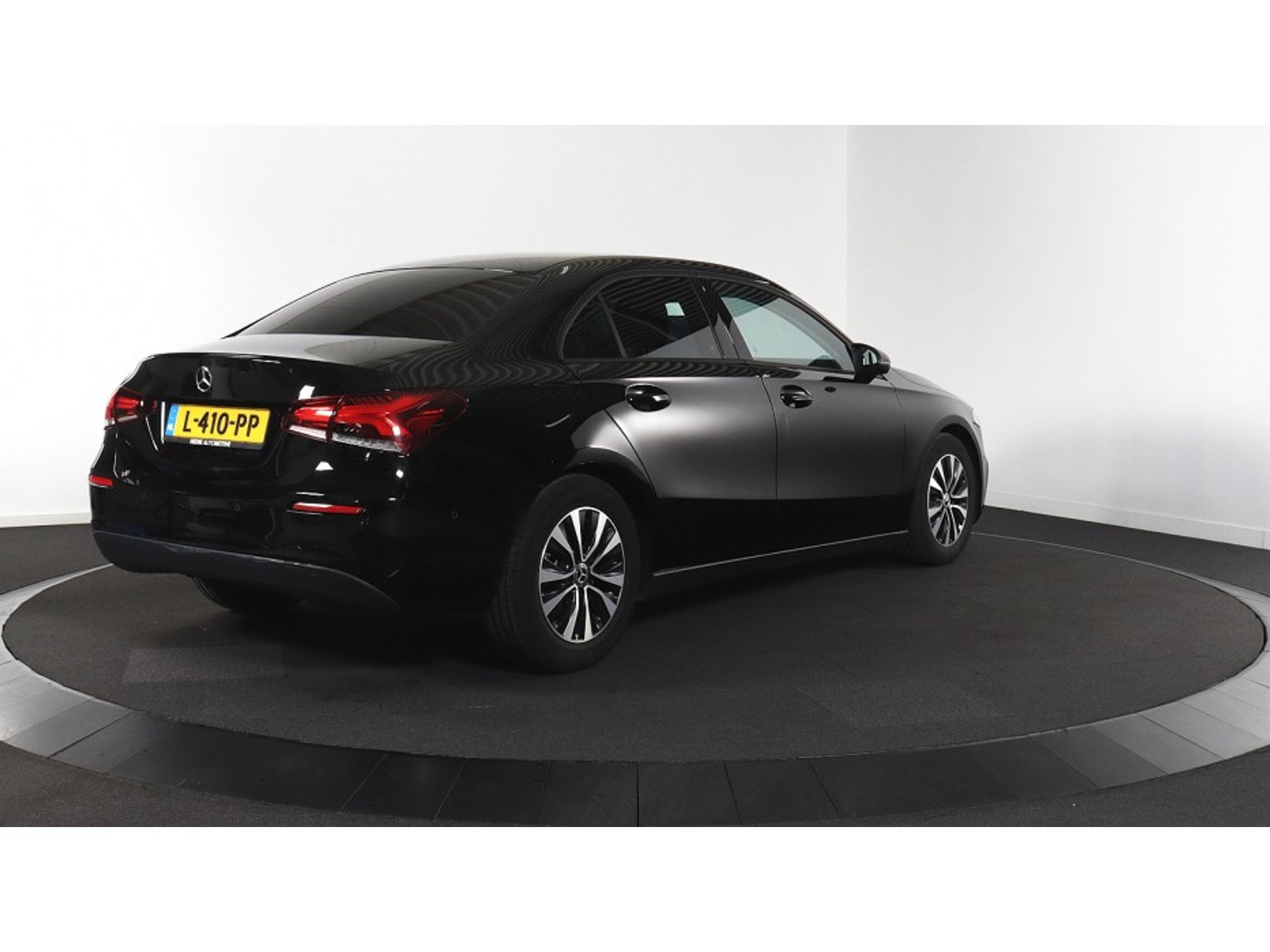 Mercedes-Benz A 180 Business Solution - Petrol - utomtic - 136 hp - 93.958 km