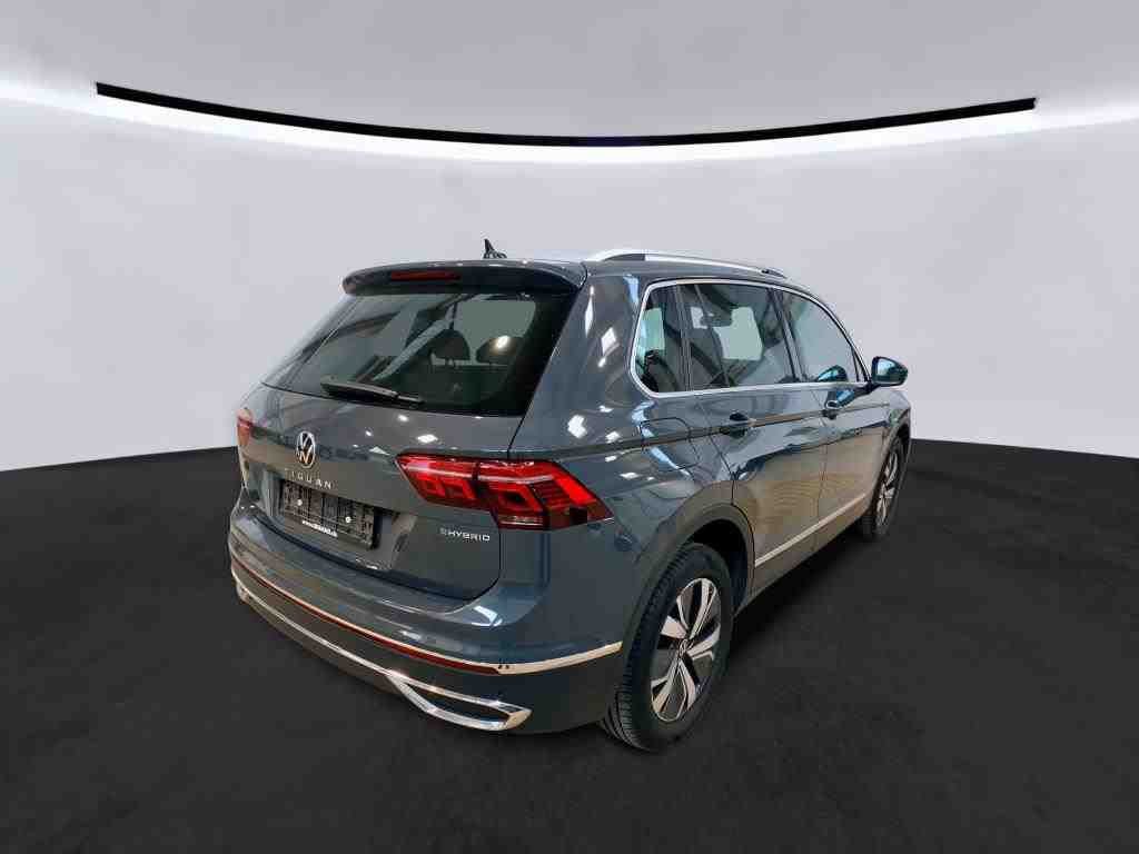 Volkswagen Tiguan 1.4 Elegance - Hybrid - Automatic - 150 hp - 74.804 km
