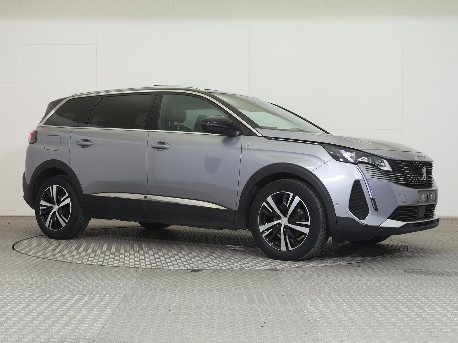 Peugeot 5008 1.5 HDI - Diesel - Automatic - 131 hp - 158.043 km