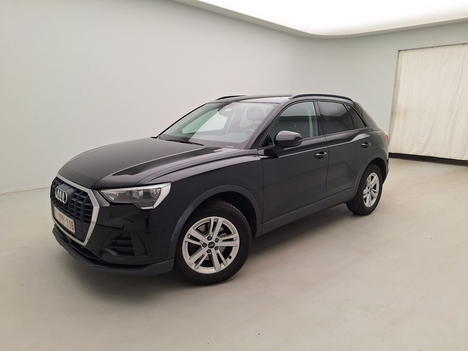 Audi Q3 35 TDI Business - Diesel - Automatic - 150 hp - 178.385 km