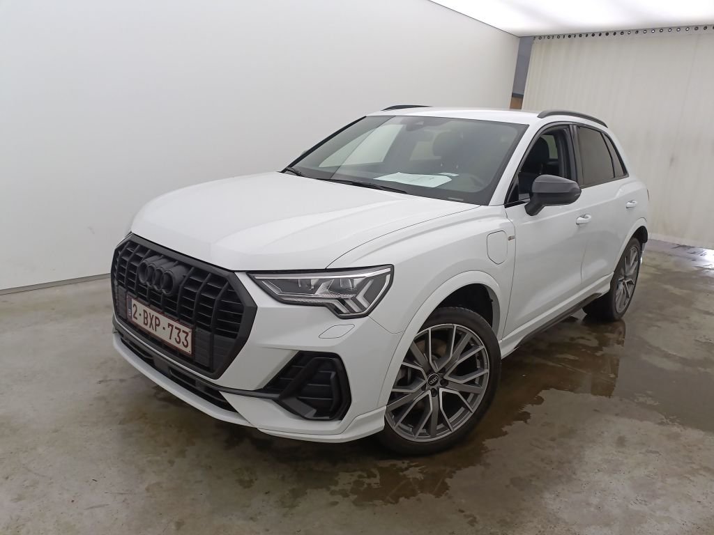 Audi Q3 45 TFSIe S Line - Hybrid - Automatic - 150 hp - 174.793 km