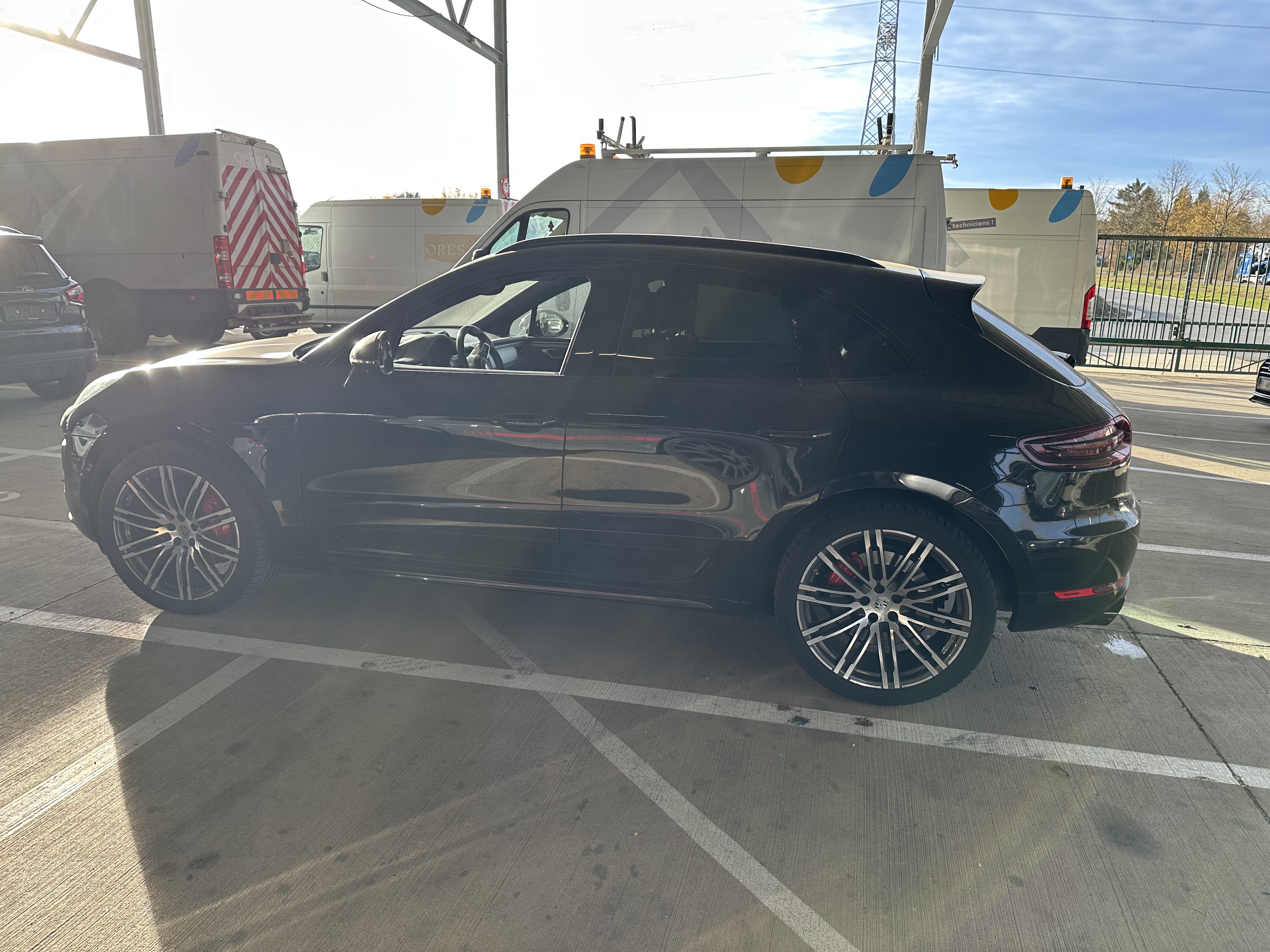 2016 Porsche Macan   
