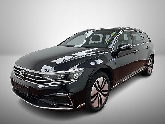 Volkswagen Passat Variant GTE 1.4 - Hybrid - Automatic - 156 hp - 85.506 km