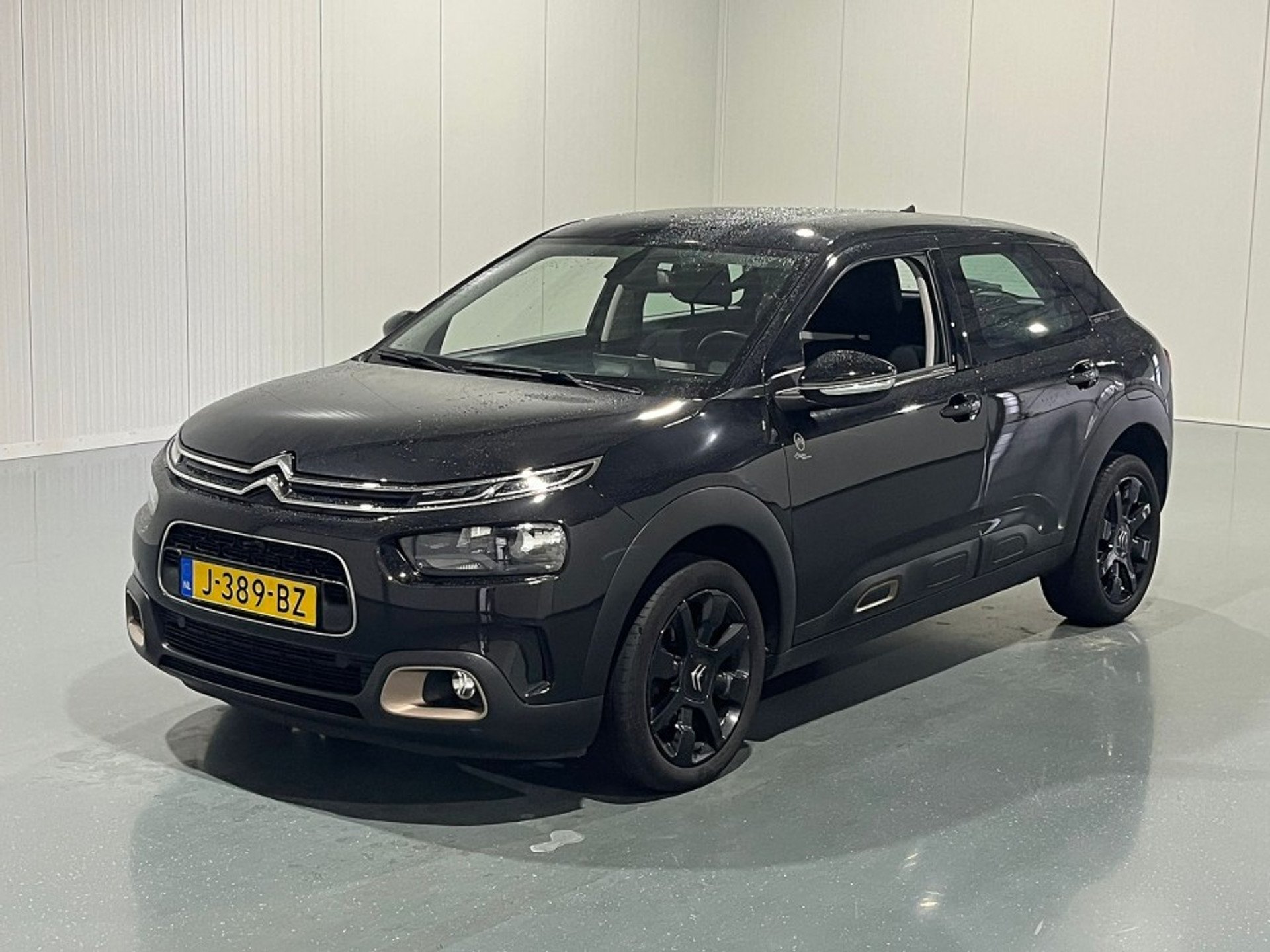 Citroën C4 Cactus 1.2i Origins - Petrol - Manual - 110 hp - 113.976 km