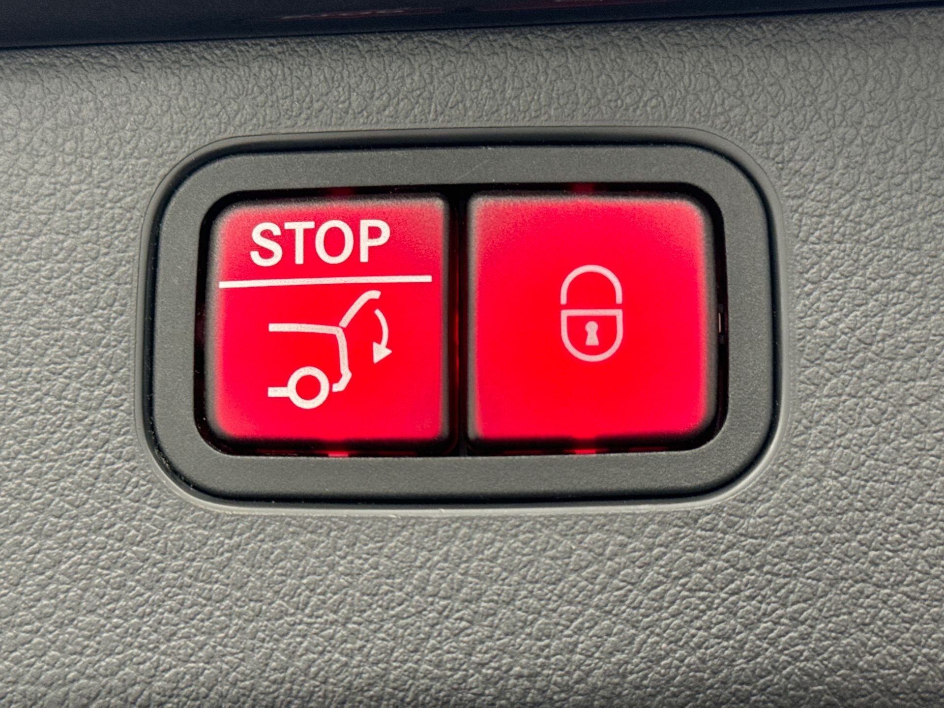 2021 Mercedes-Benz C   