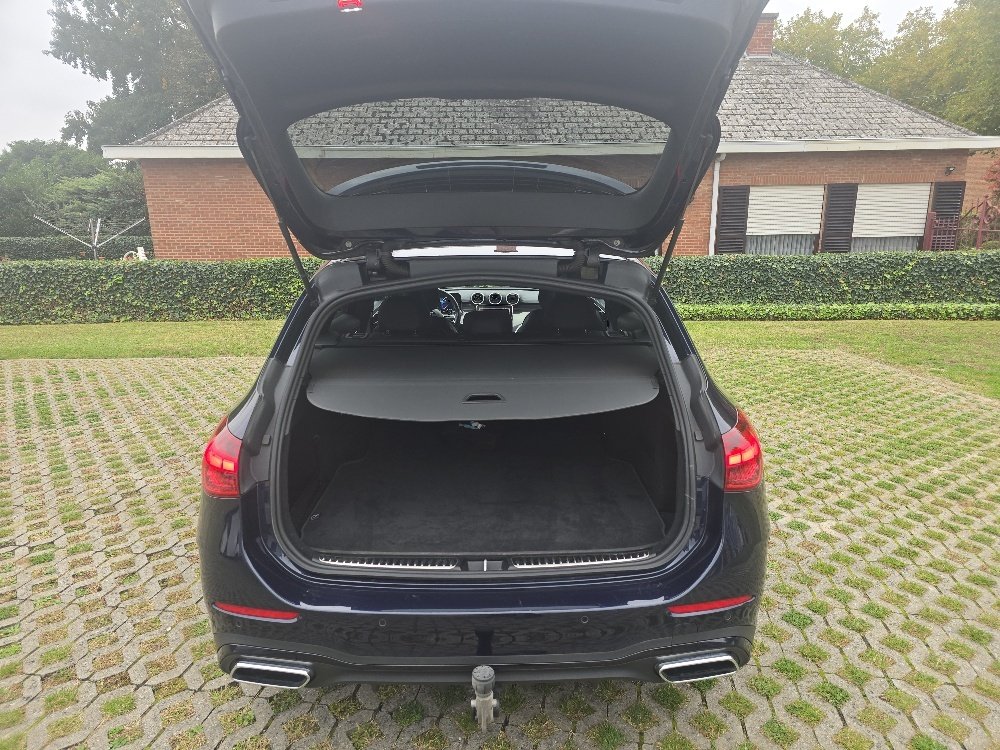 2022 Mercedes-Benz C   