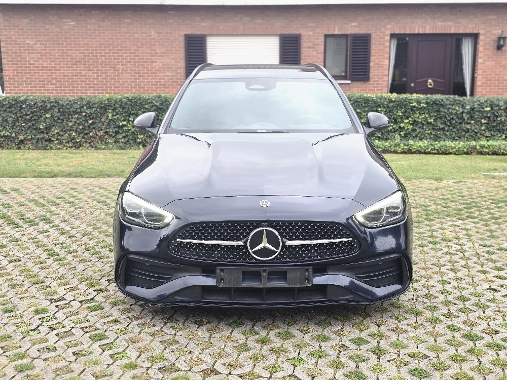 2022 Mercedes-Benz C   
