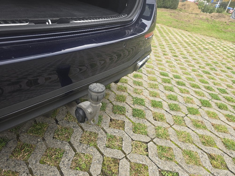 2022 Mercedes-Benz C   