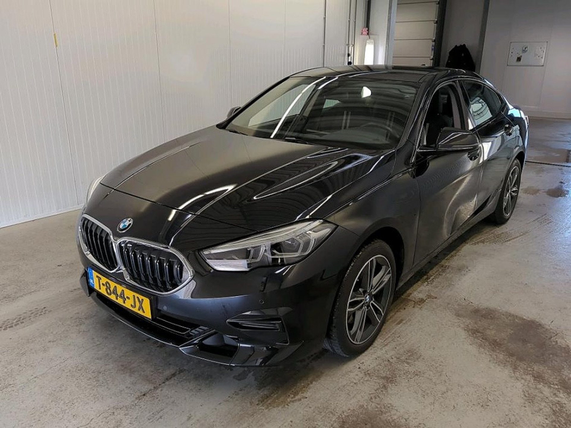 BMW 2 Series 218i - Petrol - Automatic - 136 hp - 24.963 km