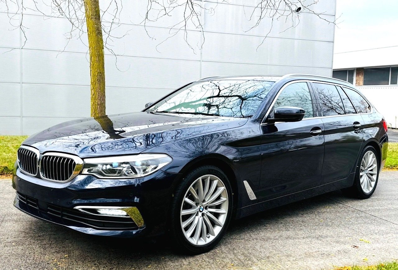 BMW 5 Series Touring 525 - Diesel - Automatic - 231 hp - 321.440 km