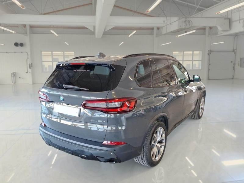 BMW X5 25d X Line - xDrive - Diesel - Automatic - 231 hp - 161.958 km