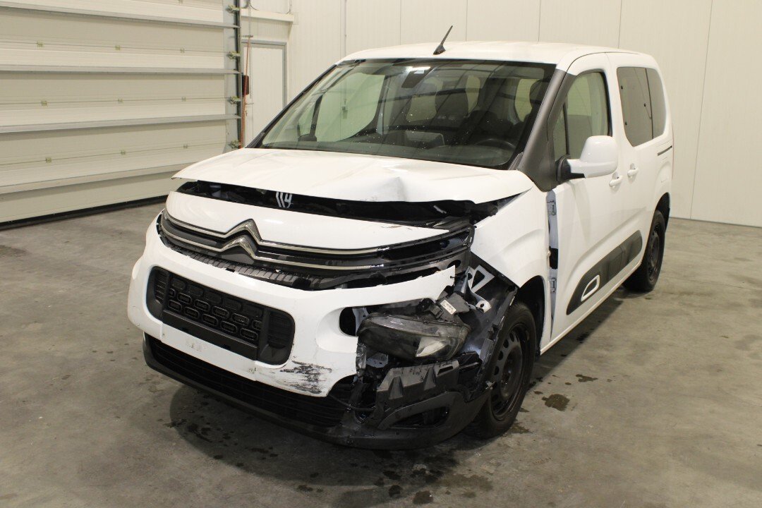 Citroën Berlingo 1.2i Feel - Petrol - Automatic - 130 hp - 57.396 km