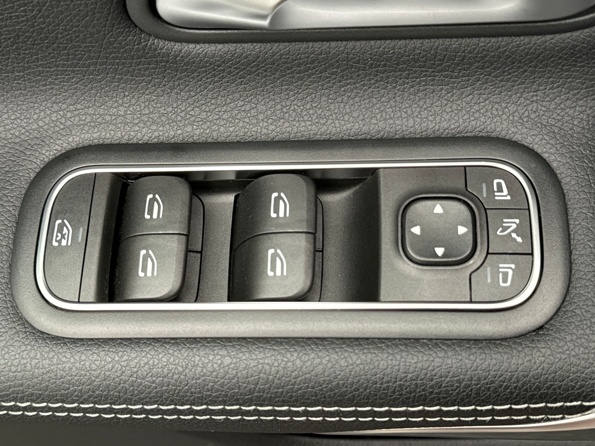 2023 Mercedes-Benz CLA   