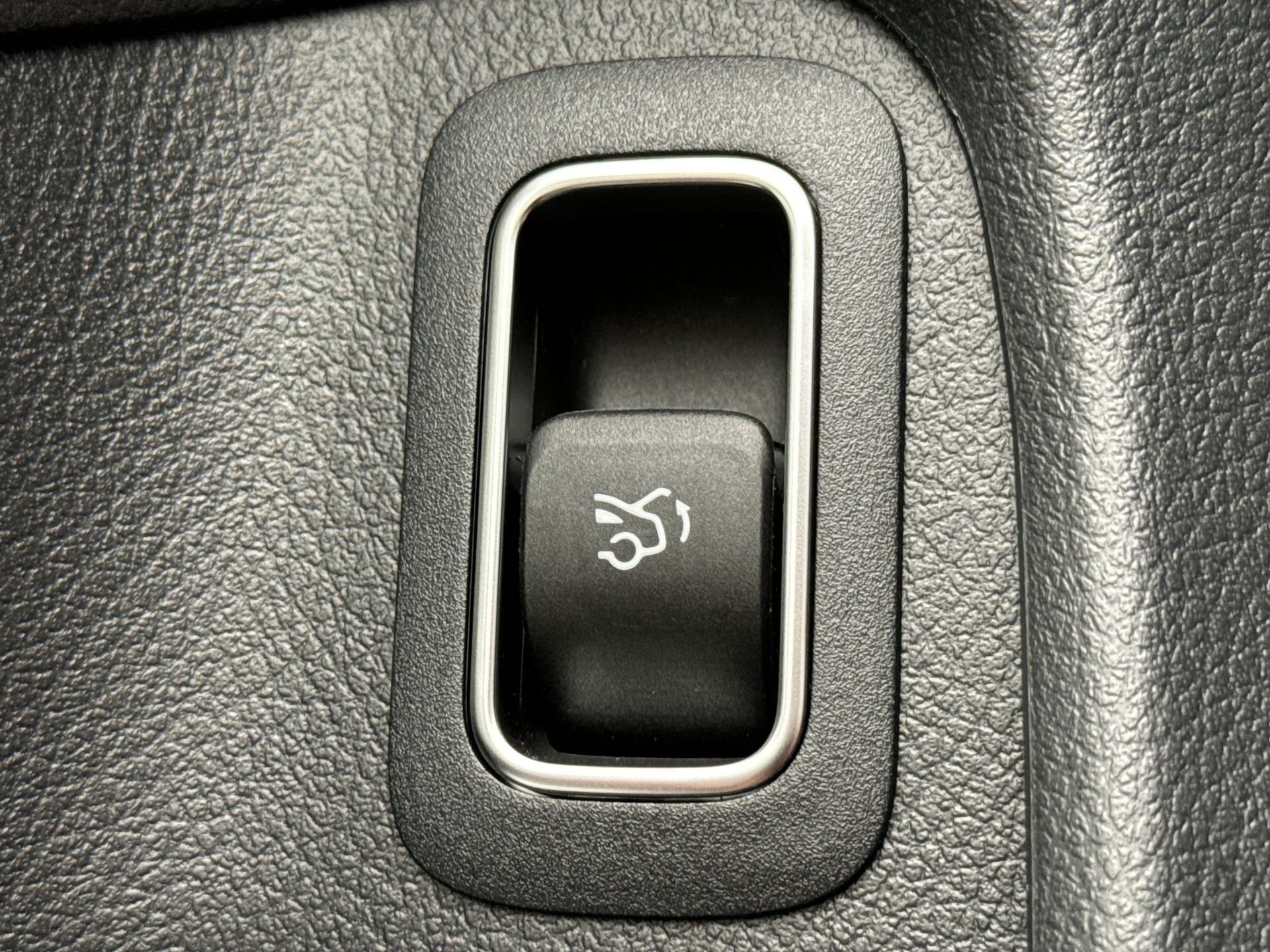 2023 Mercedes-Benz CLA   