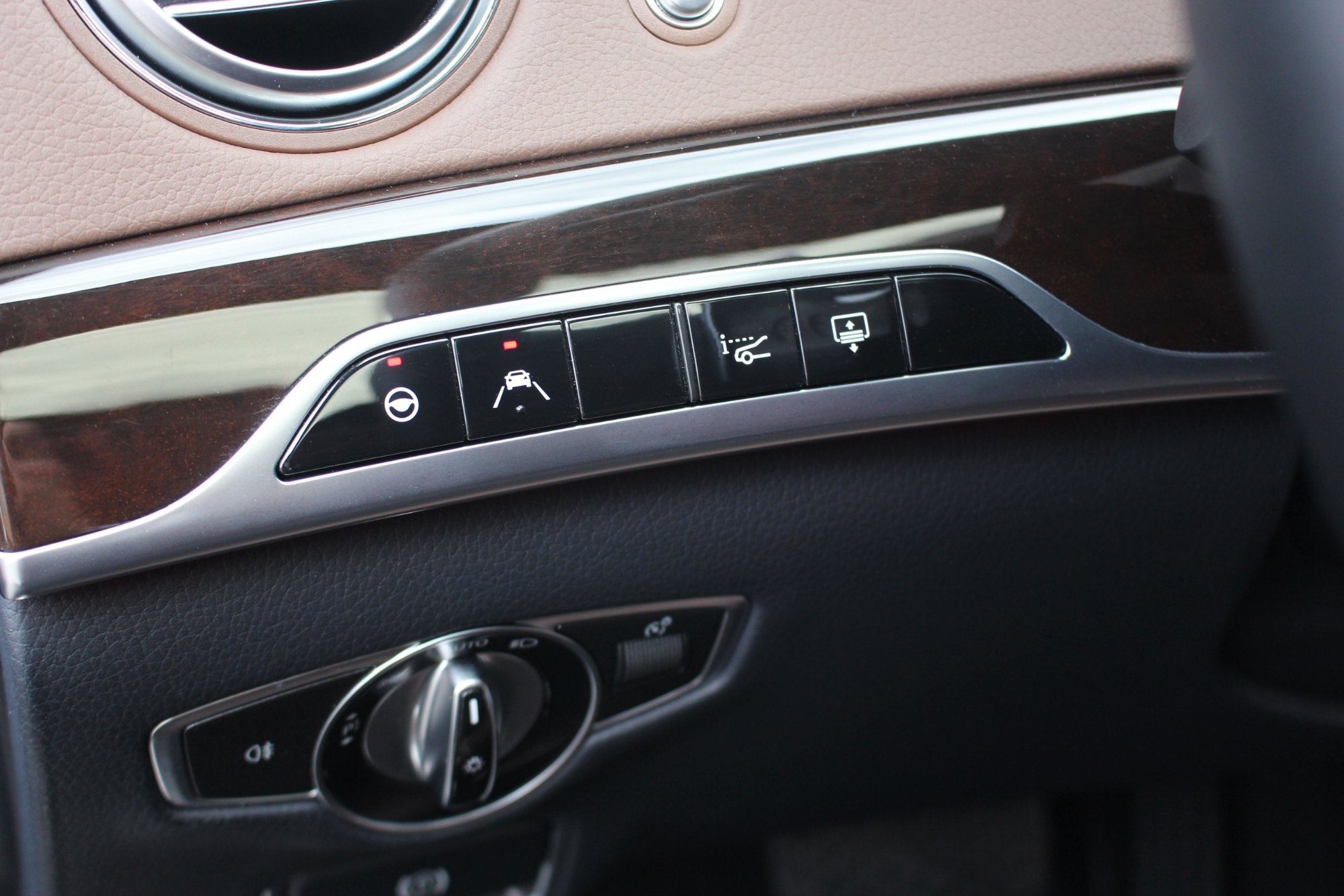 2020 Mercedes-Benz S   AWD