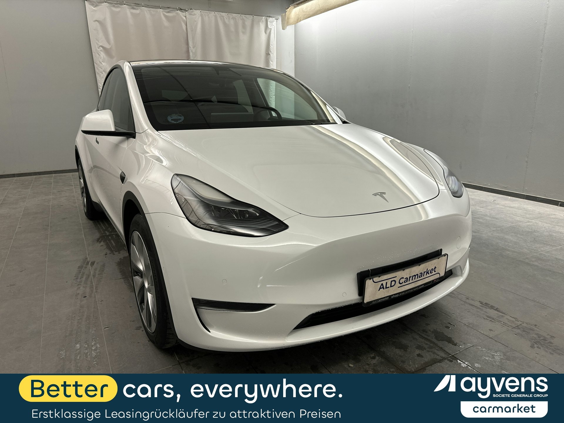 2022 Tesla Model Y  AWD