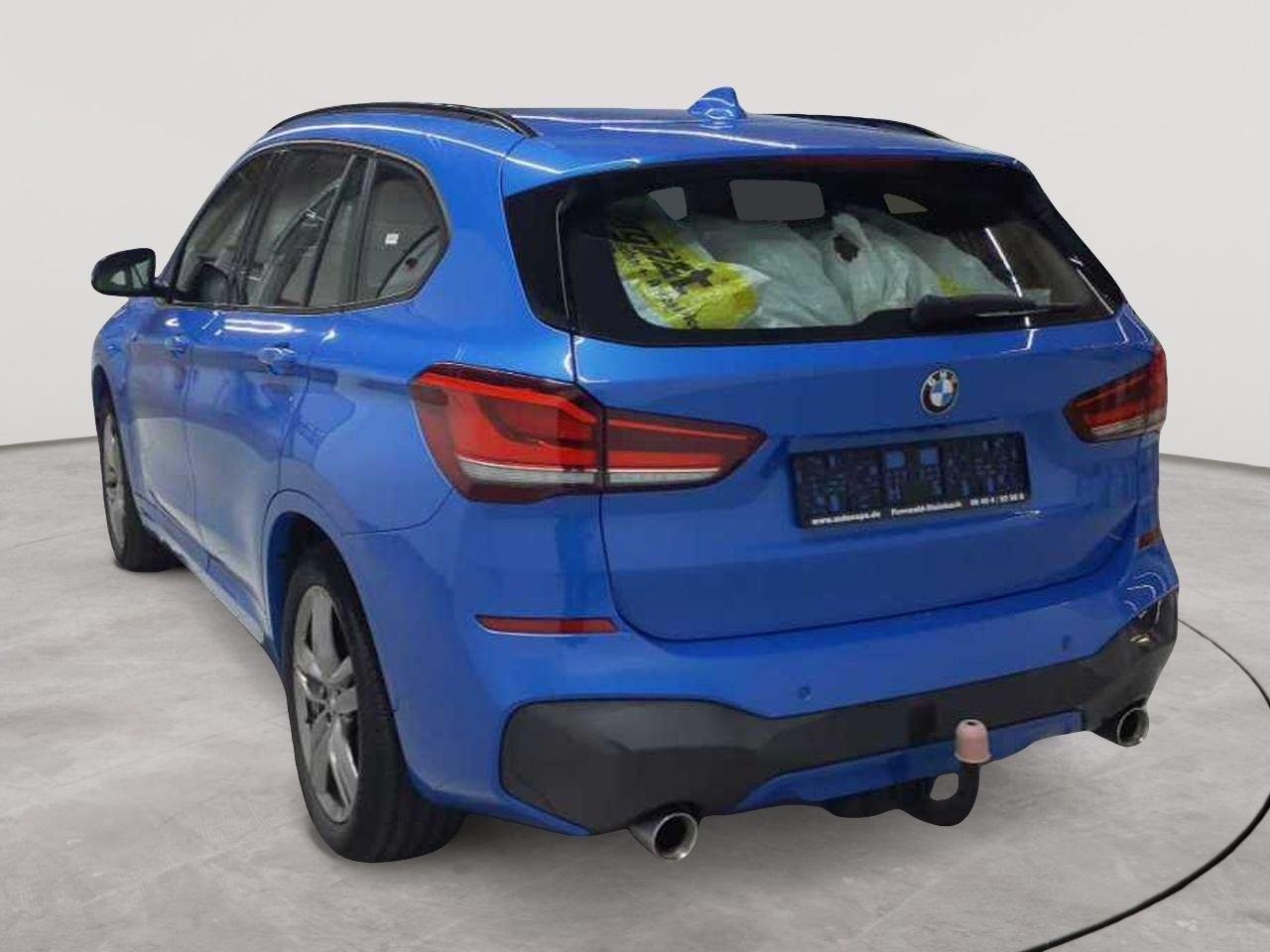 2022 BMW X1   