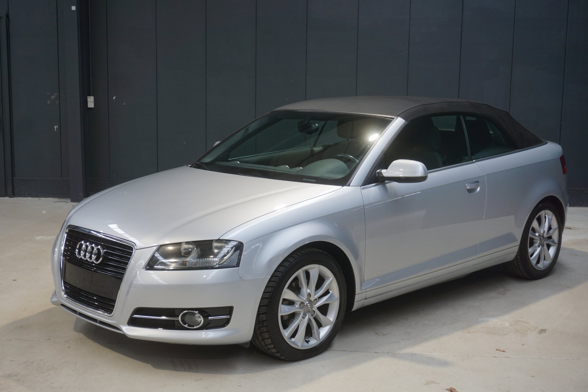 Audi A3 1.2 TFSI Ambition - Petrol - Manual - 105 hp - 78.490 km