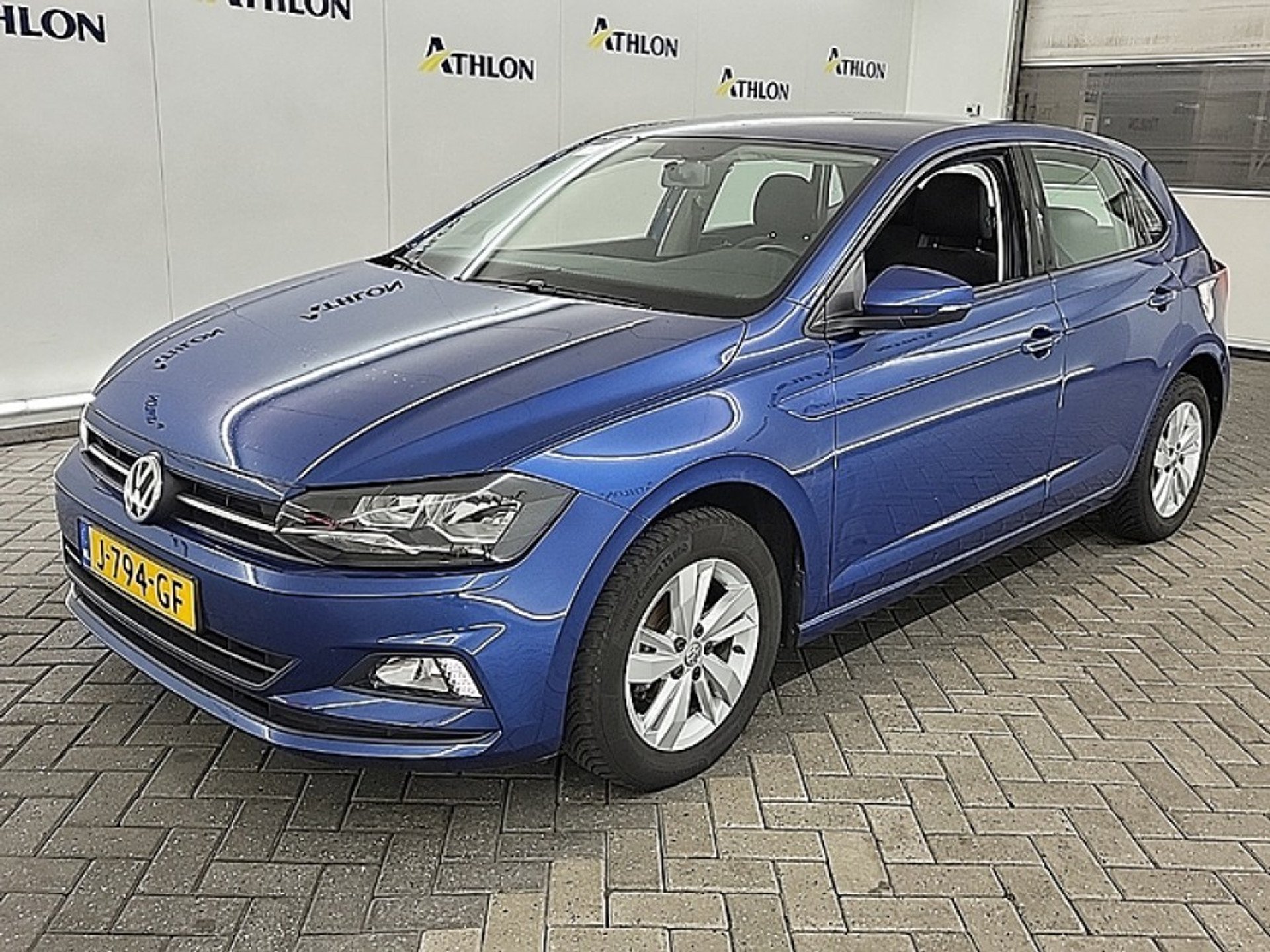 Volkswagen Polo 1.0 TSI Comfortline - Petrol - Manual - 95 hp - 65.260 km