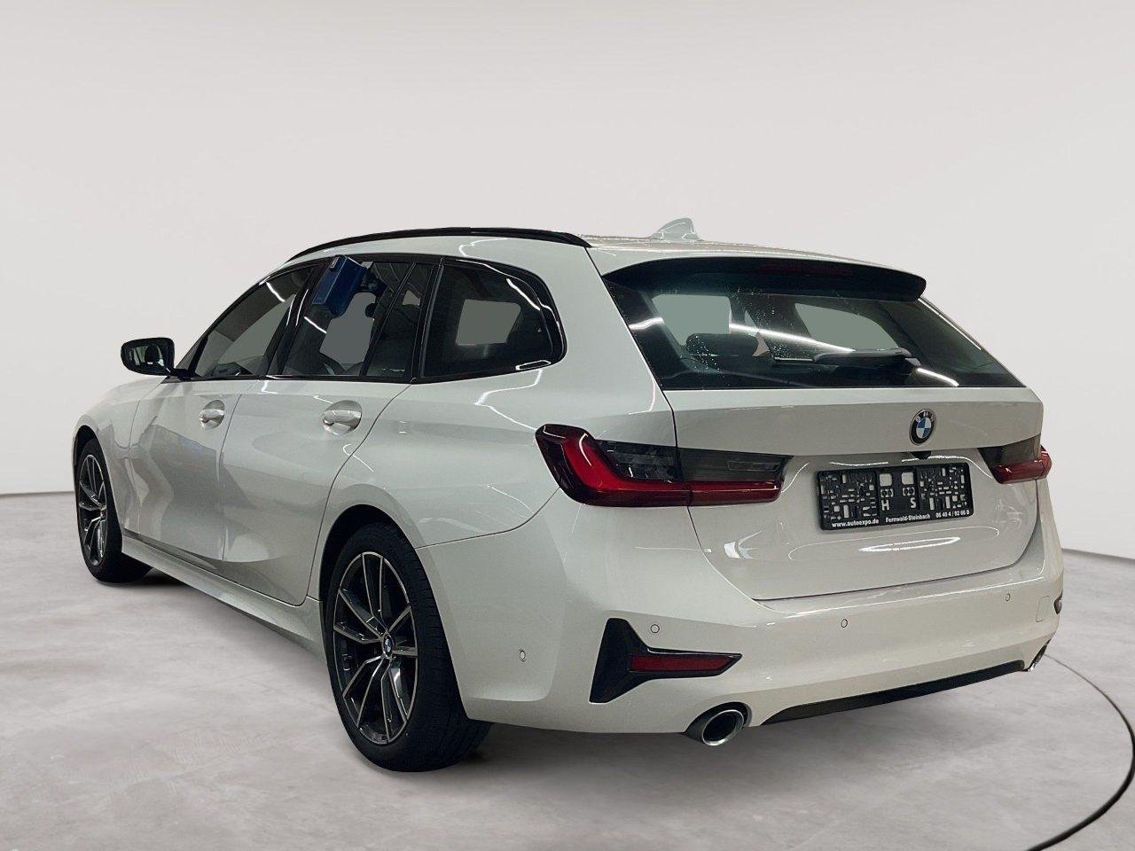 2022 BMW 3 Series   