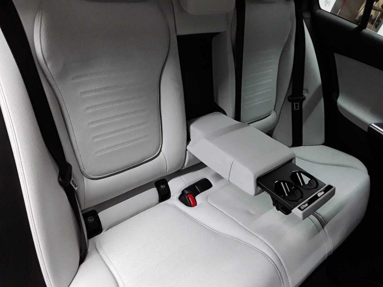 2022 Mercedes-Benz C   