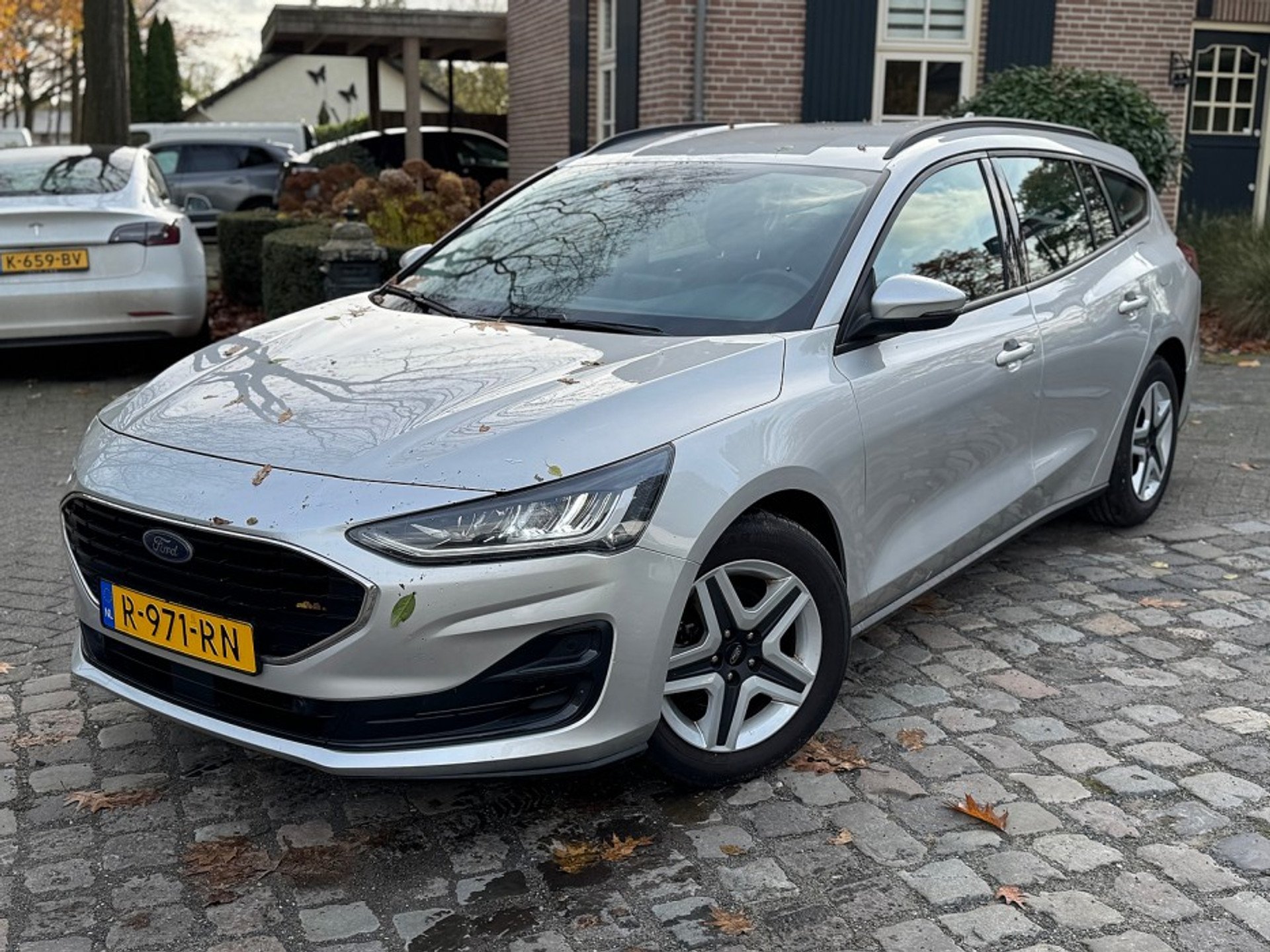 Ford Focus 1.0 Connected - Petrol - Manual - 125 hp - 78.923 km