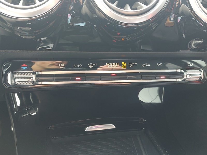 2018 Mercedes-Benz A   AWD