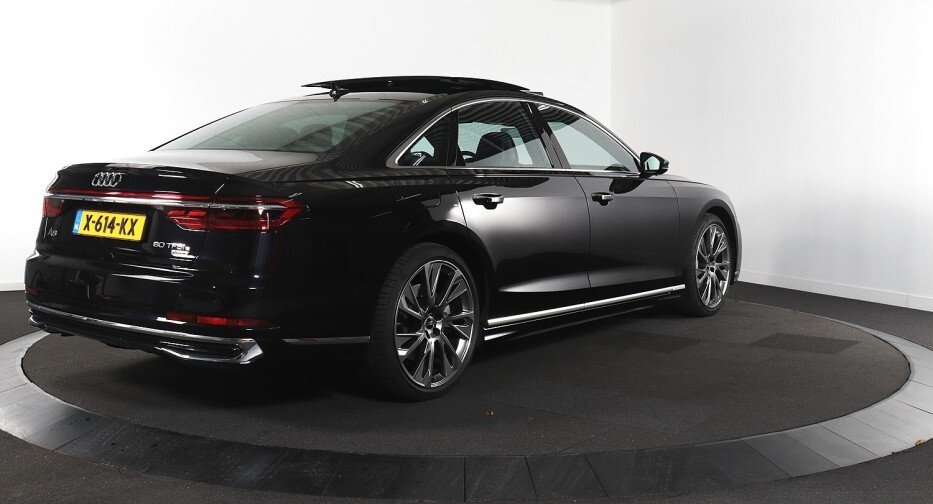 Audi A8 60 TFSIe - Quattro - Hybrid - Automatic - 340 hp - 49.403 km