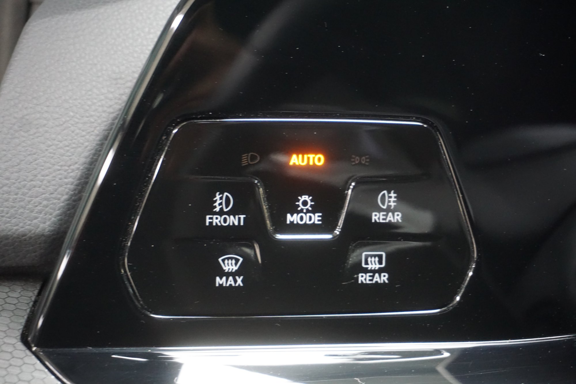 2020 Volkswagen Golf   