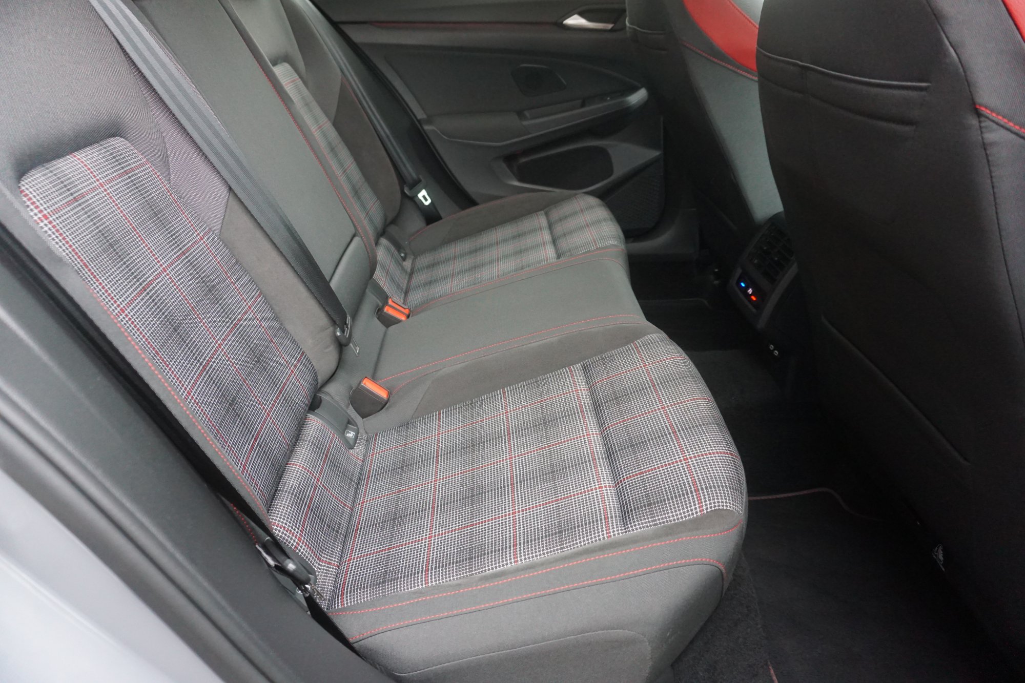 2020 Volkswagen Golf   