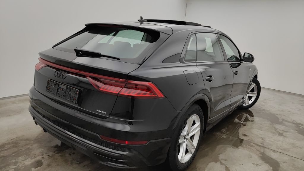 2018 Audi Q8   AWD