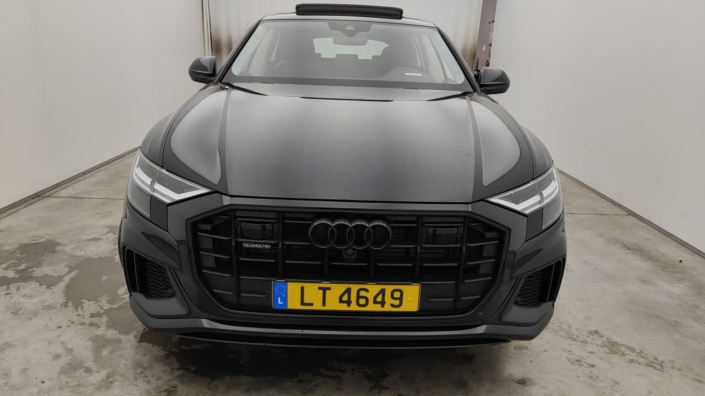 2018 Audi Q8   AWD