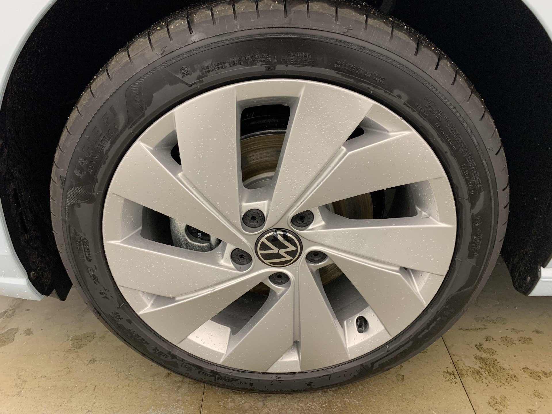 2025 Volkswagen Golf   