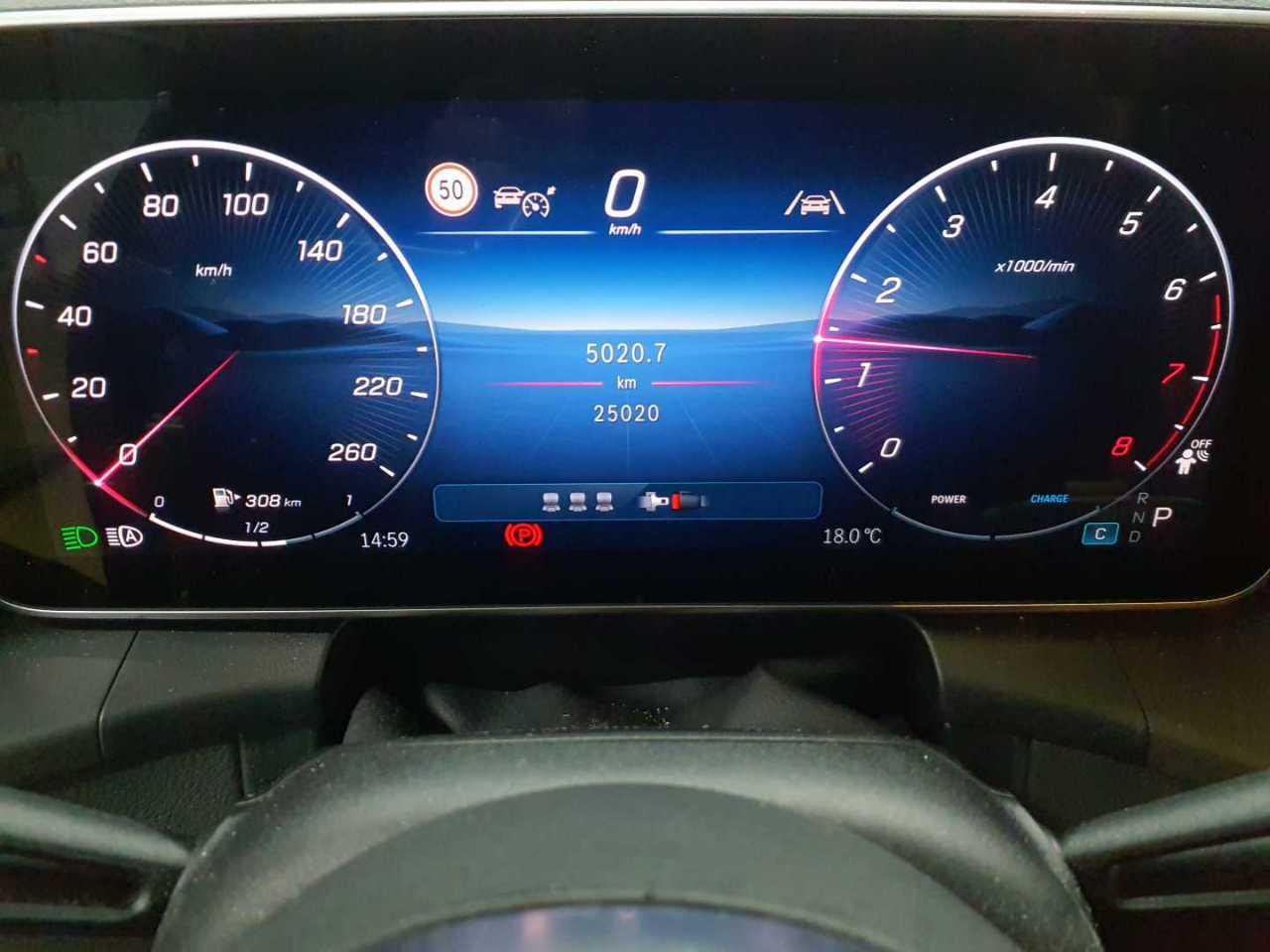 2025 Mercedes-Benz GLC   