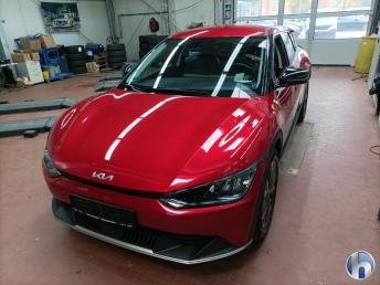 Kia EV6 54 kWh - Electric - Automatic - 170 hp - 25.408 km