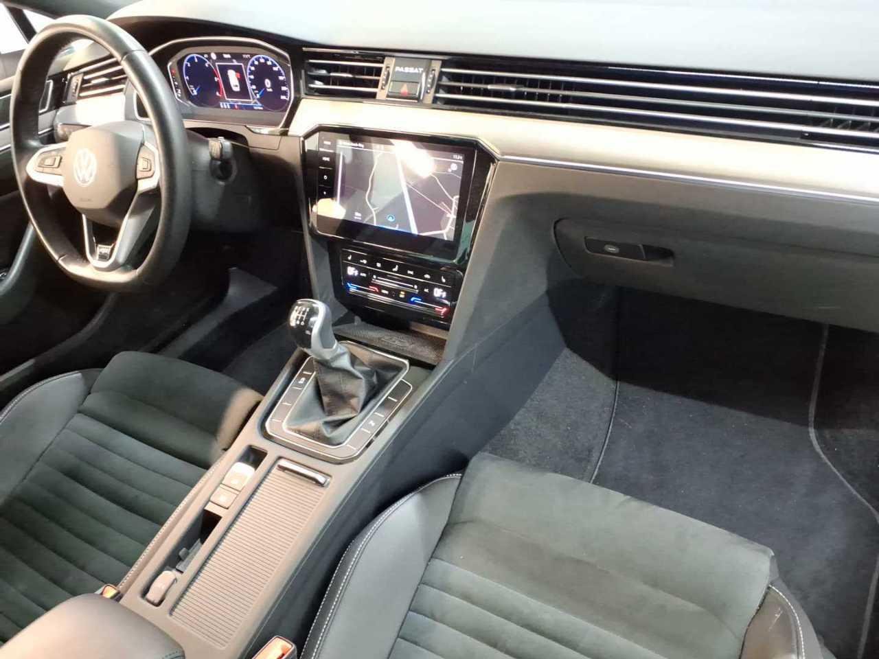 2022 Volkswagen Passat   