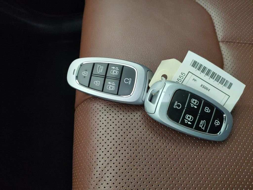 2021 Hyundai Santa Fe   AWD