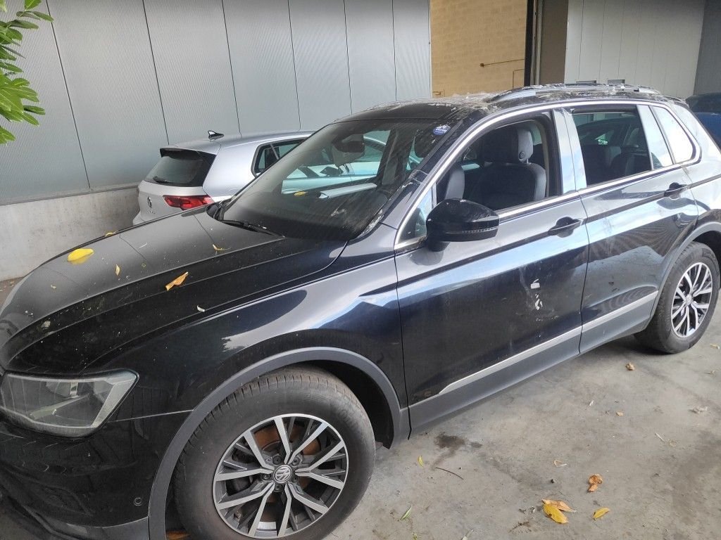 Volkswagen Tiguan 2.0 TDI Comfortline - Diesel - Manual - 150 hp - 98.920 km