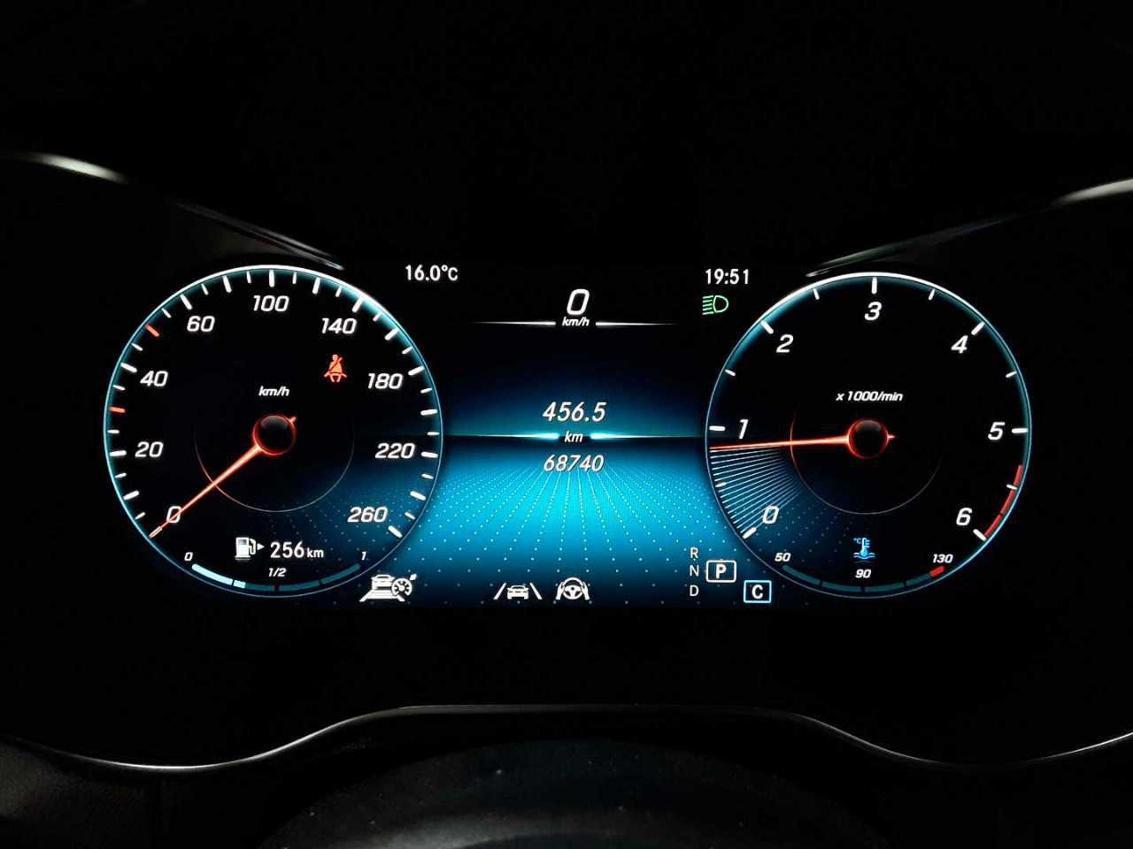 2022 Mercedes-Benz GLC   