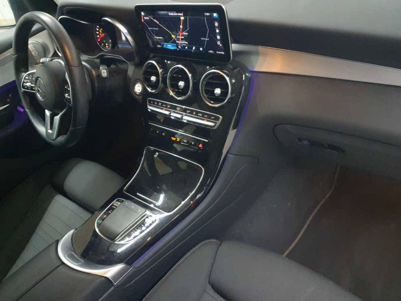 2021 Mercedes-Benz GLC   
