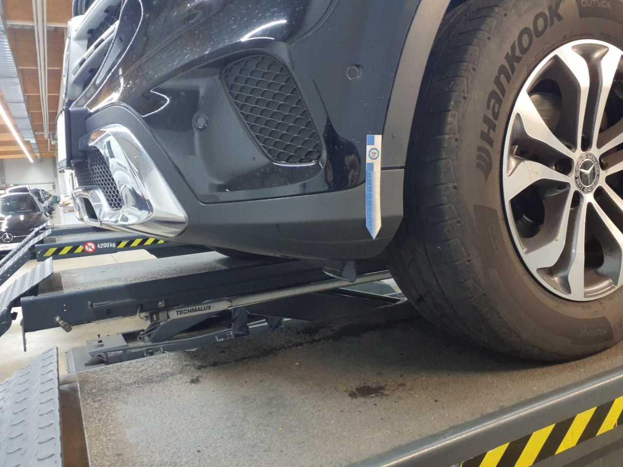 2021 Mercedes-Benz GLC   