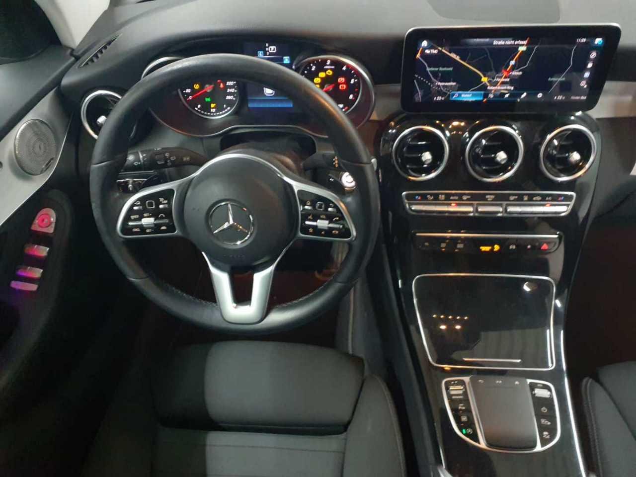 2021 Mercedes-Benz GLC   