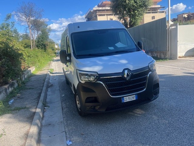 Renault Master L2H2 2.3 DCI - Diesel - Manual - 135 hp - 183.168 km 