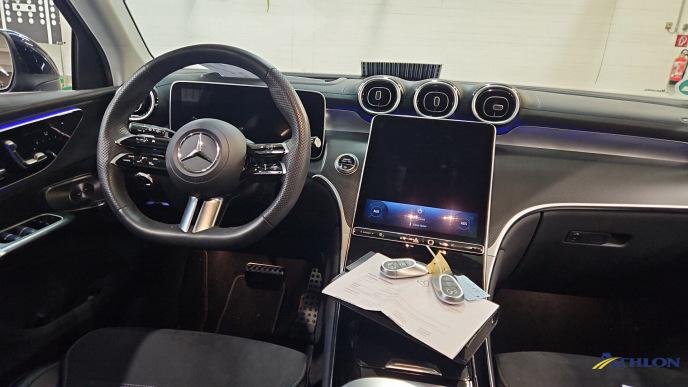 2022 Mercedes-Benz GLC   AWD