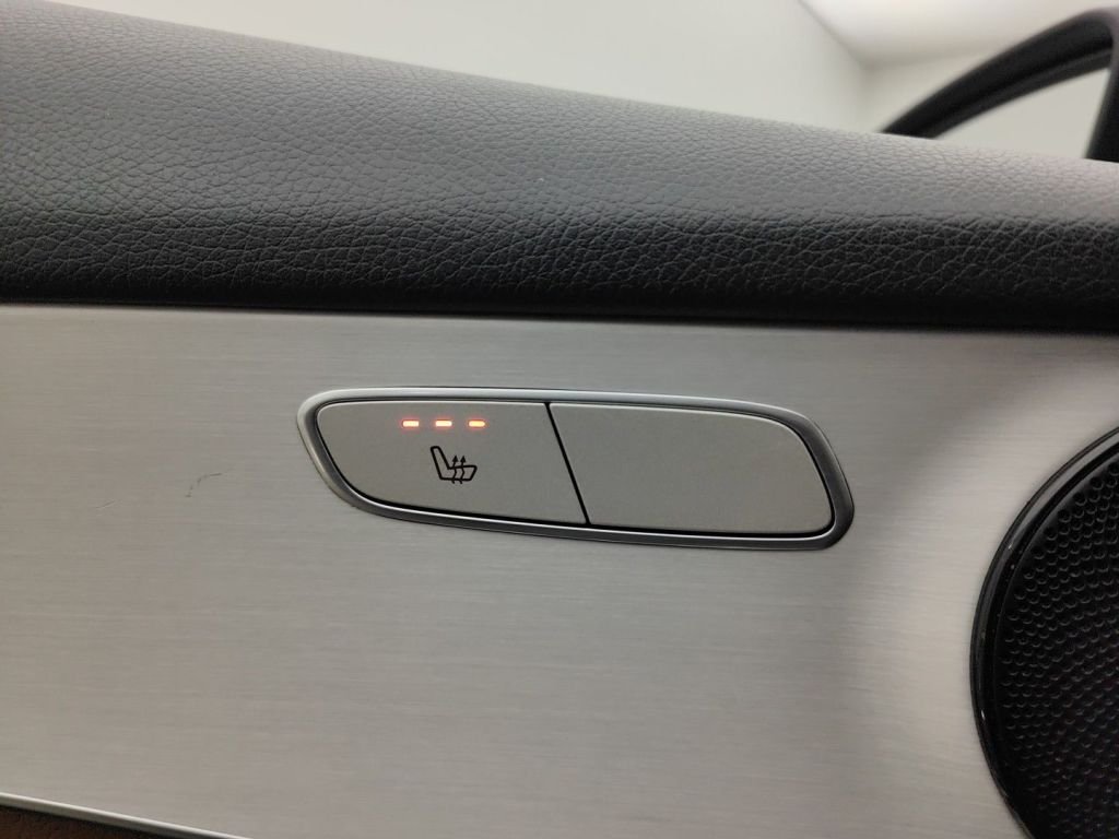 2019 Mercedes-Benz GLC   