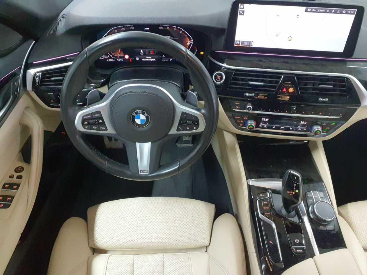 2022 BMW 5 Series   