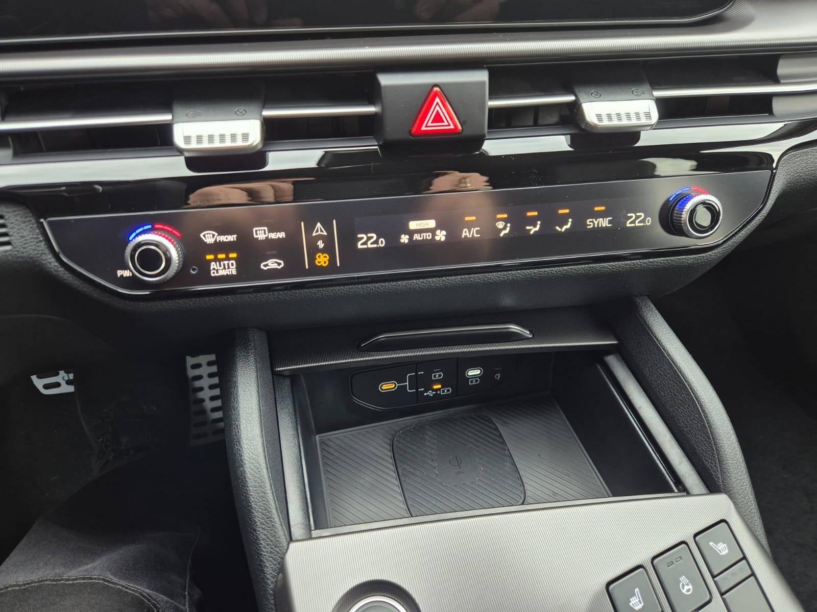 2025 Kia Sportage   AWD