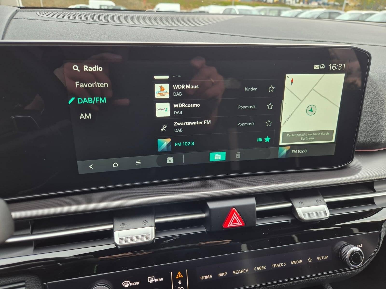 2025 Kia Sportage   AWD