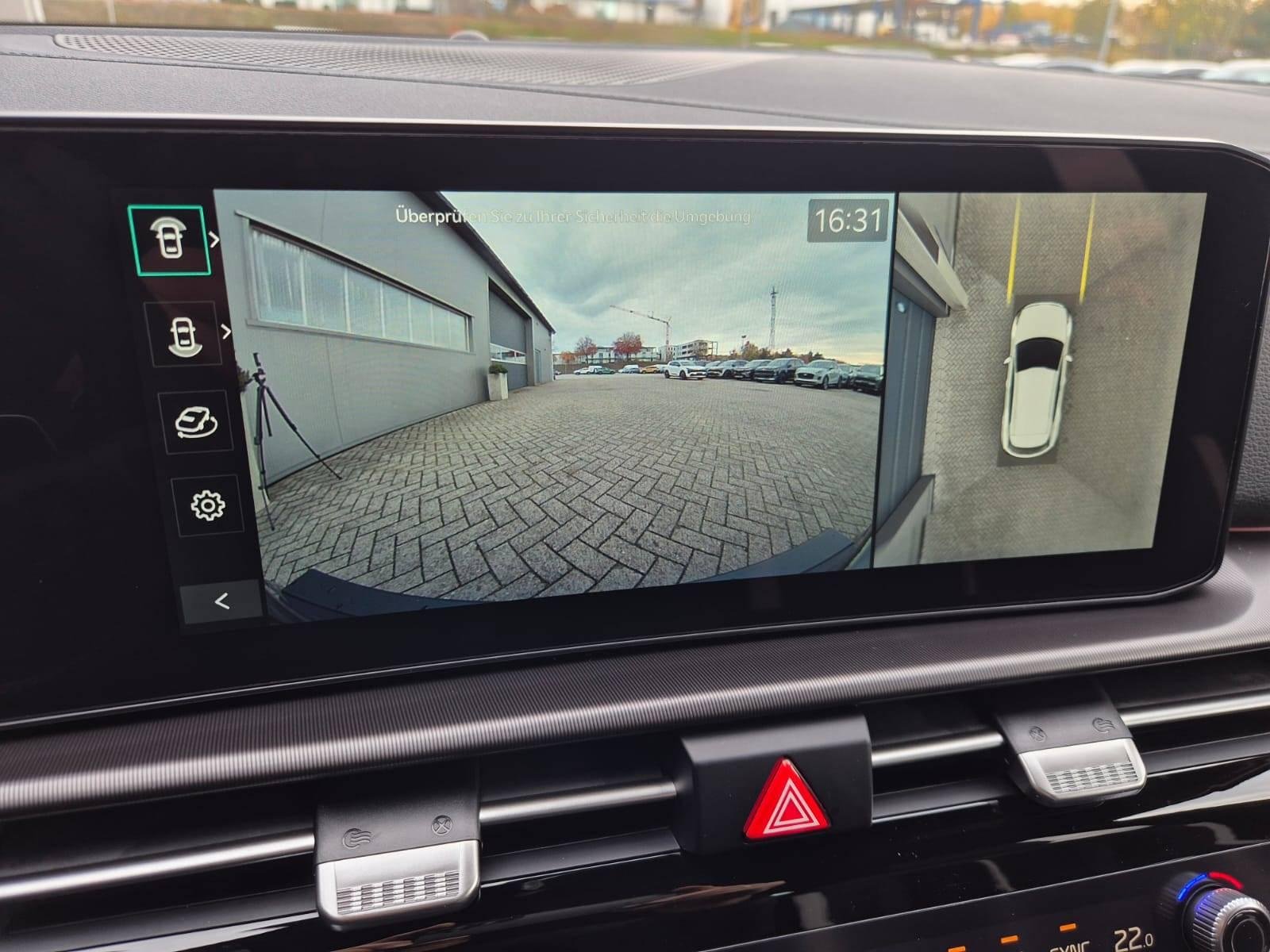 2025 Kia Sportage   AWD